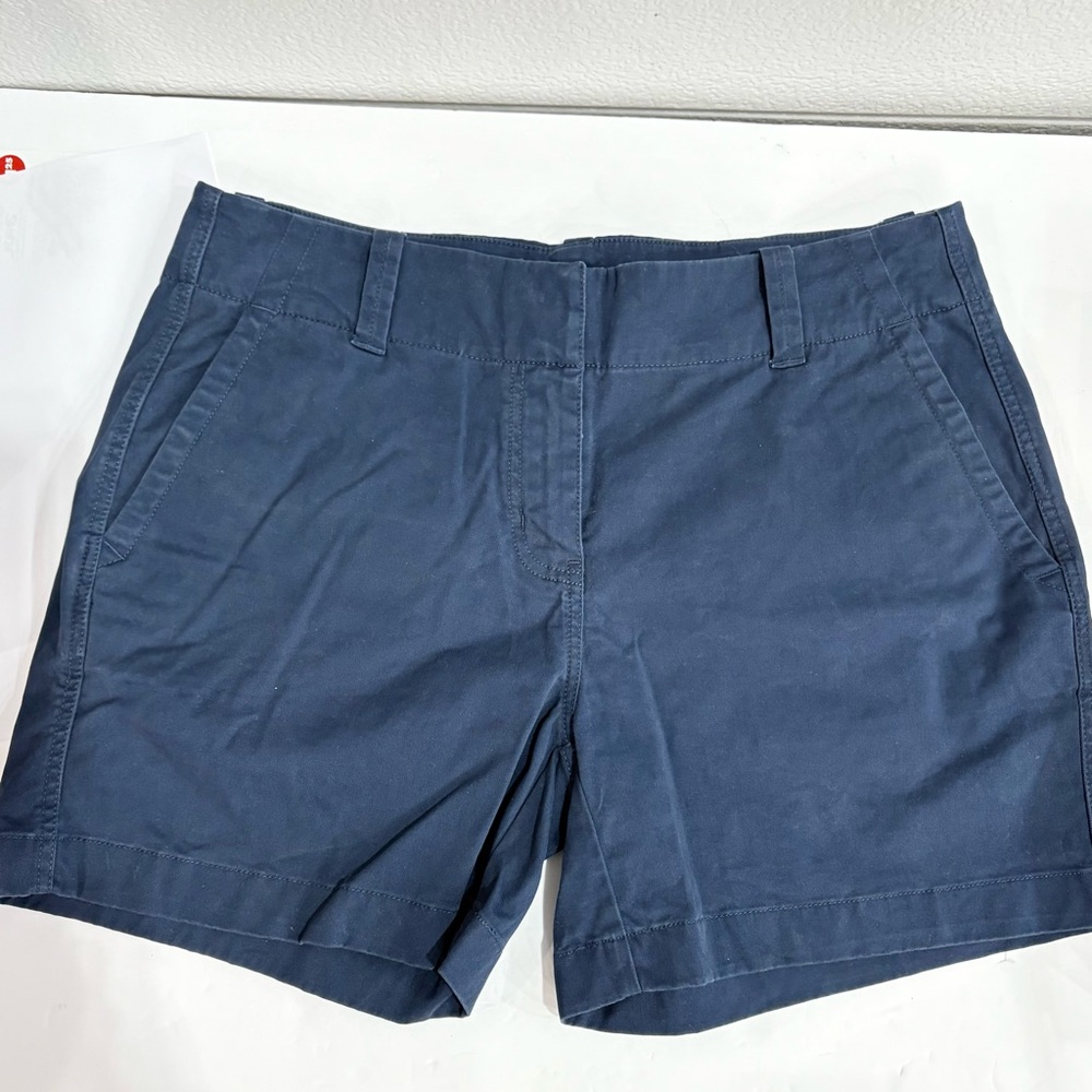 Vineyard Vines Blue Bermuda Shorts Classic Style Women’s Size 6